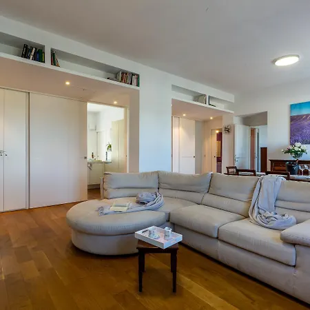 Sunichele Luxury Apartman *